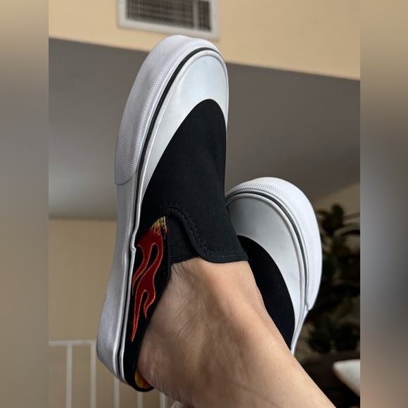 Vans x ASAP Rocky World Wide Flame Classic Slip On Mule Women’s 6.5 / Men’s 5 - Picture 2 of 12